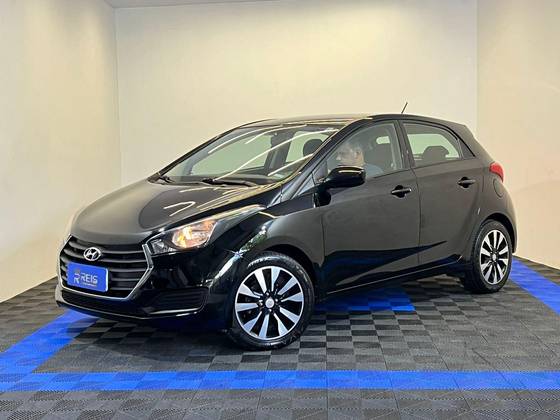 HYUNDAI HB20 1.0 COMFORT PLUS 12V FLEX 4P MANUAL